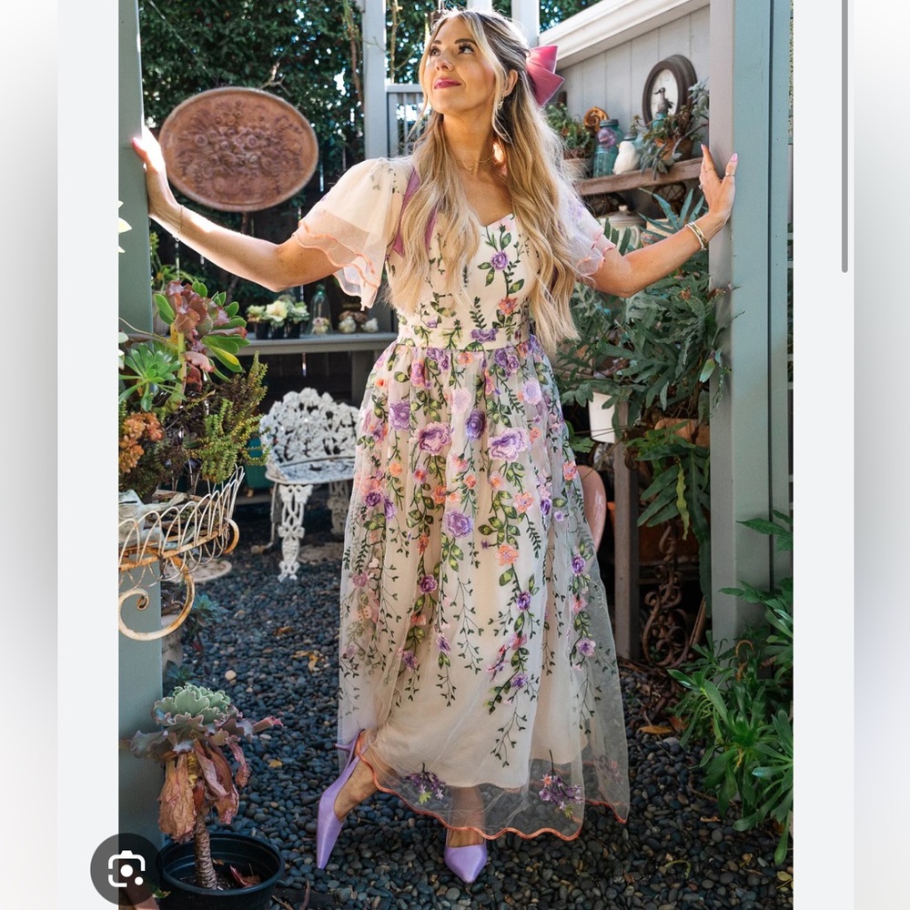 Ivy City Co Flora Dress size 2 🌷
